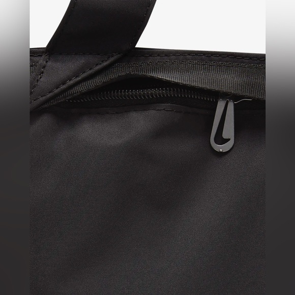 Black mini Nike bag brand new - Picture 9 of 11